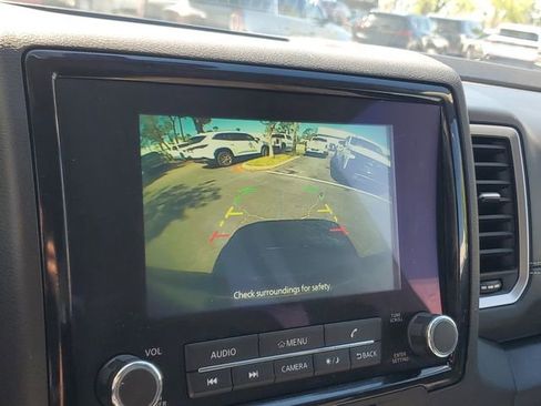 Used 2024 Nissan Frontier SV w/ Hardbody Edition image 22