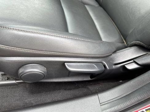 Used 2025 MAZDA MAZDA3 s FWD image 16