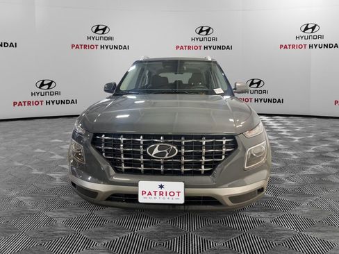 New 2026 Hyundai Venue SEL FWD image 10