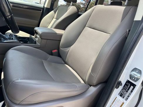 Used 2020 Lexus GX 460 Premium AWD/4WD image 33