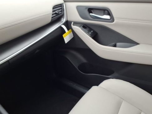 New 2026 Nissan Rogue SV image 23