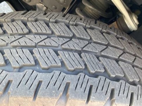 Used 2024 Ford Bronco Outer Banks AWD/4WD image 30