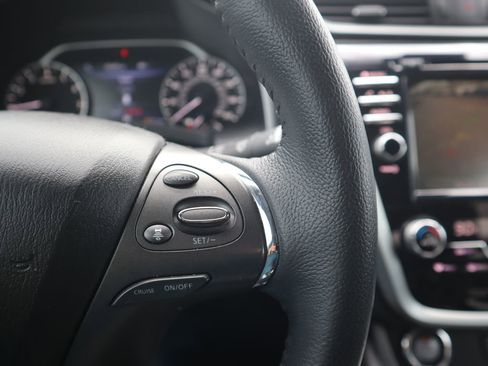 Used 2024 Nissan Murano SV w/ SV Midnight Edition Package image 20