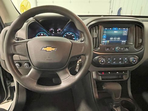 Used 2019 Chevrolet Colorado W/T image 32
