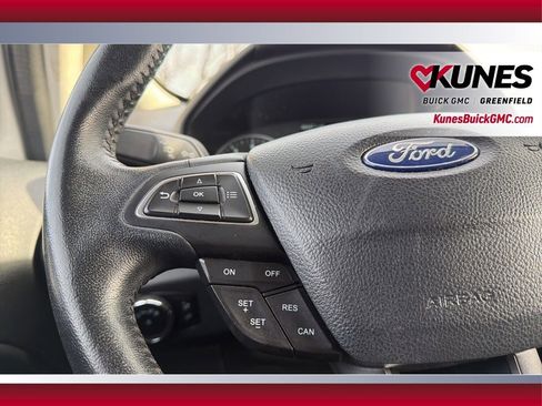 Used 2018 Ford EcoSport SE w/ SE Convenience Package image 16