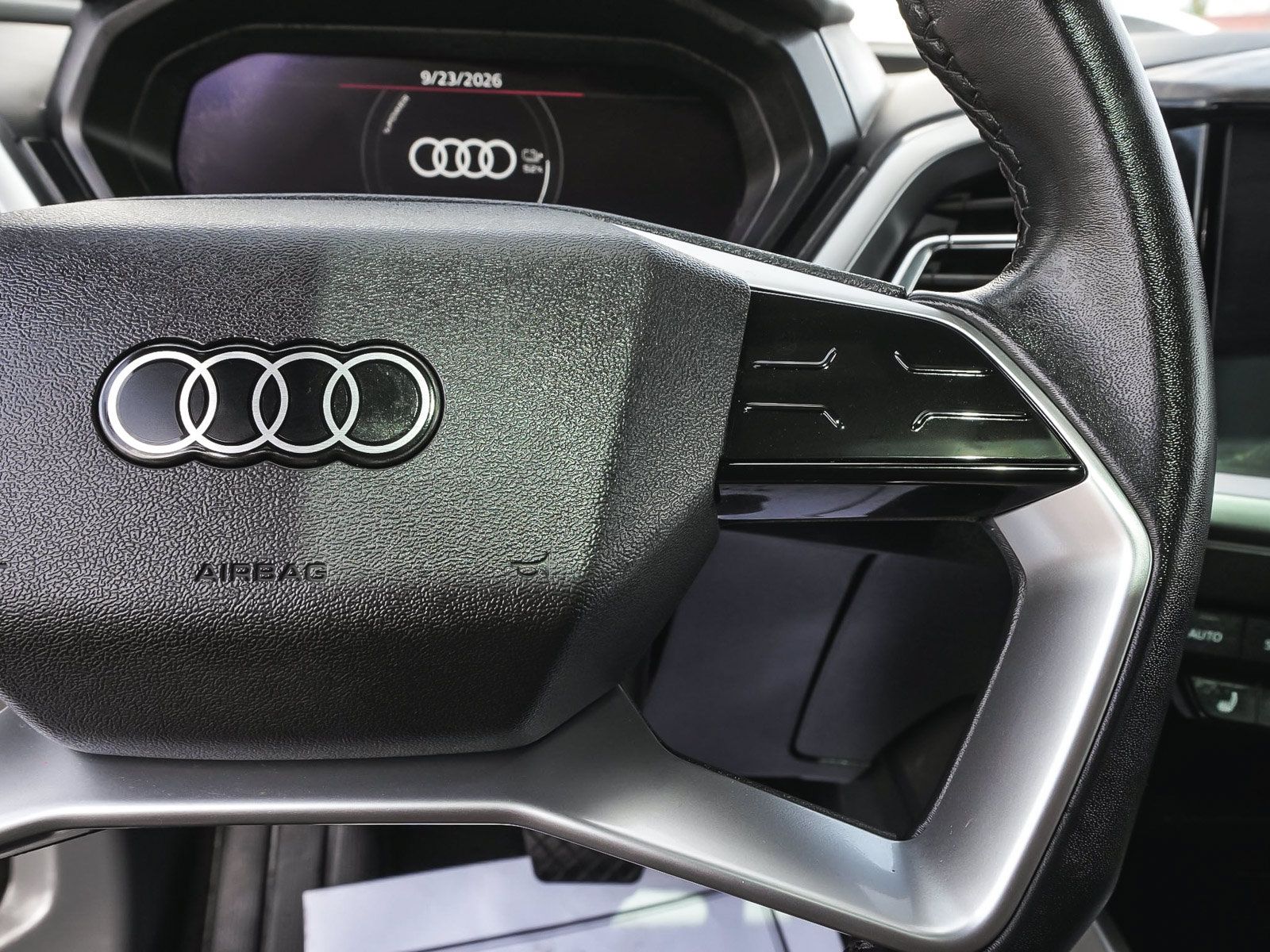 Used 2025 Audi Q4 e-tron Premium w/ Convenience Package AWD/4WD image 21