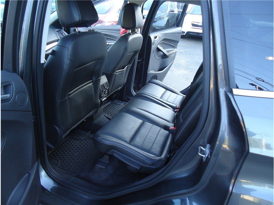 Used 2016 Ford Escape SE w/ SE Leather Comfort Package FWD image 14