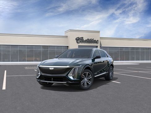 New 2026 Cadillac Lyriq Premium Luxury RWD image 8
