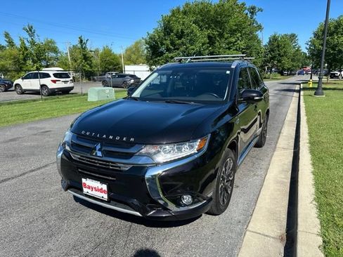 Used 2018 Mitsubishi Outlander SEL AWD/4WD image 6