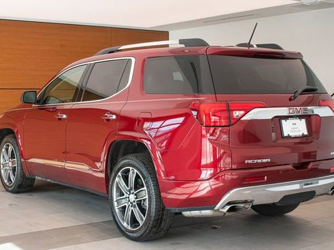 Used 2017 GMC Acadia Denali w/ Technology Package AWD/4WD image 8
