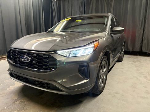 Used 2023 Ford Escape ST-Line w/ Tech Pack #1 AWD/4WD image 1