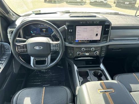 Certified 2024 Ford F450 Platinum w/ FX4 Off-Road Package image 10