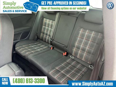 Used 2010 Volkswagen GTI image 15