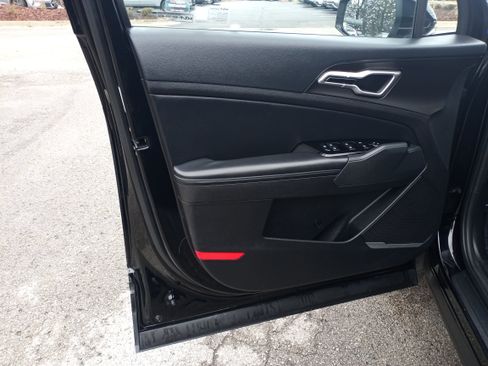 Used 2023 Kia Sportage EX image 26