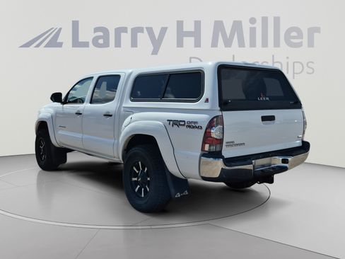 Used 2014 Toyota Tacoma 4x4 Double Cab w/ TRD Off-Road Package image 3