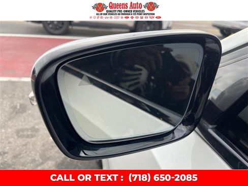 Used 2020 BMW 330i Sedan w/ Convenience Package image 32