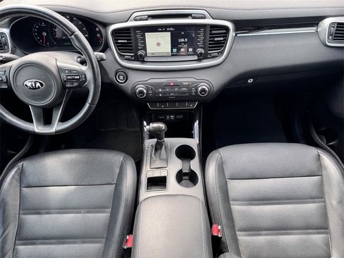 Used 2016 Kia Sorento EX w/ EX Touring Package image 27