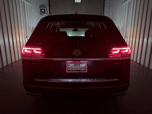 Used 2021 Volkswagen Atlas SEL AWD/4WD image 9