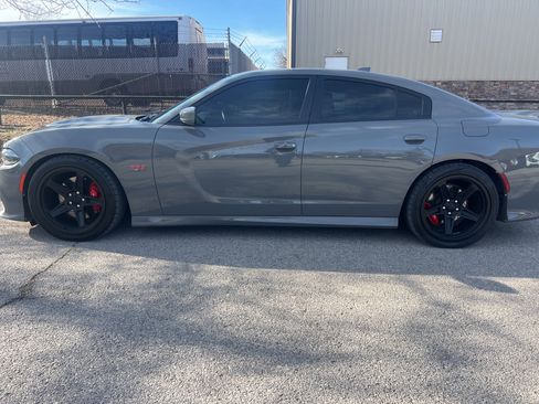 Used 2017 Dodge Charger R/T Scat Pack w/ Driver Confidence Group image 9