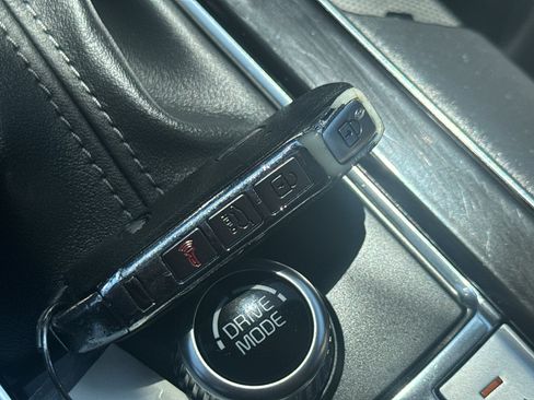 Used 2021 Kia Telluride SX w/ Towing Package FWD image 38