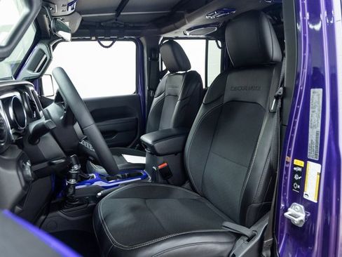 Used 2023 Jeep Wrangler Freedom Edition image 23