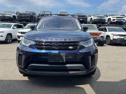 Used 2018 Land Rover Discovery HSE AWD/4WD image 2