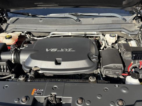 Certified 2022 GMC Canyon Elevation w/ Elevation Premium Package image 11