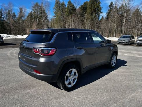 Used 2023 Jeep Compass Sport AWD/4WD image 5