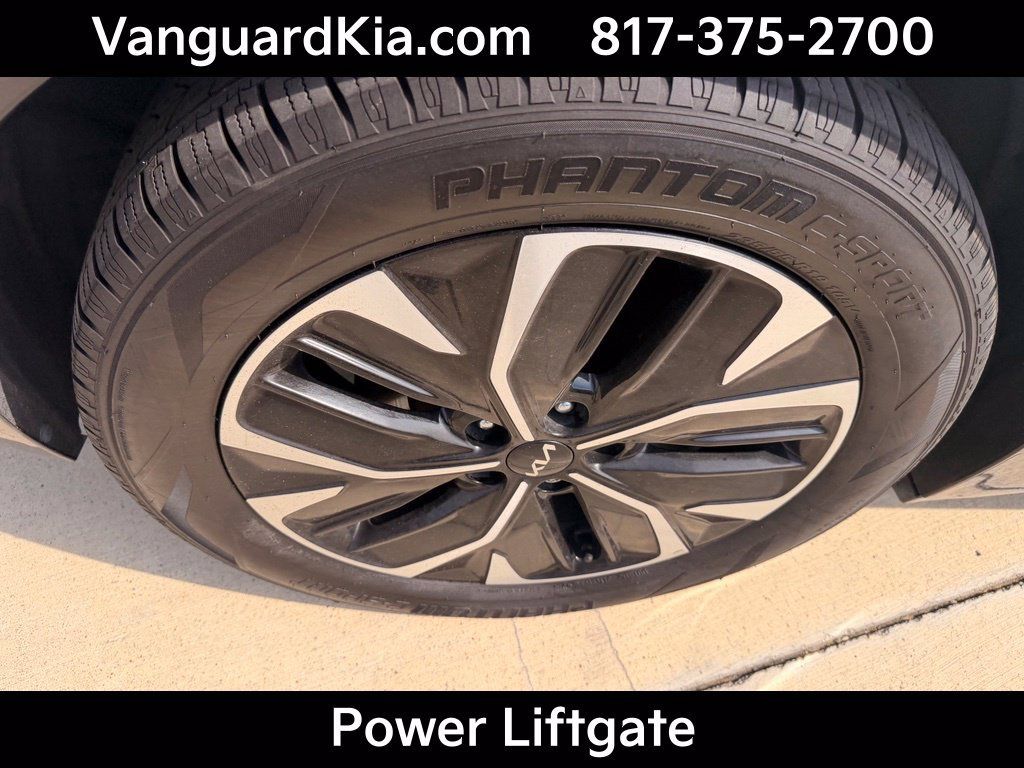 Certified 2023 Kia EV6 Wind w/ Wind Technology Package AWD/4WD image 10