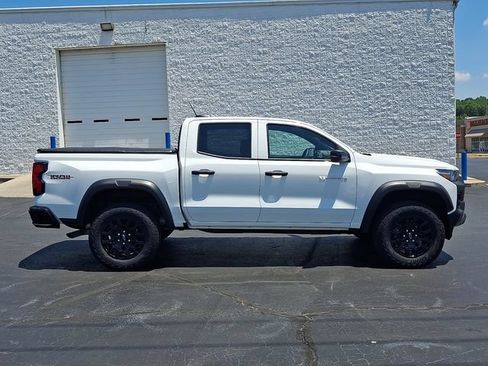 Used 2026 Chevrolet Colorado Trail Boss AWD/4WD image 7