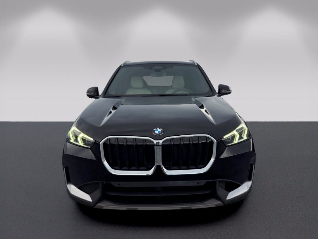 Certified 2023 BMW X1 xDrive28i AWD/4WD image 2
