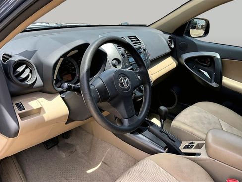 Used 2011 Toyota RAV4 2WD w/ Base L4 Extra Value Pkg image 16