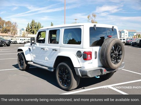 Used 2022 Jeep Wrangler Unlimited Sahara w/ Safety Group image 3