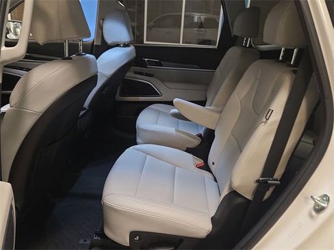 Used 2024 Kia Telluride S w/ S Sunroof Package image 23
