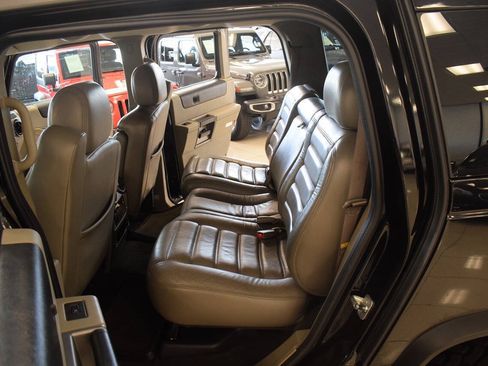 Used 2003 HUMMER H2 w/ Preferred Equipment Group AWD/4WD image 47