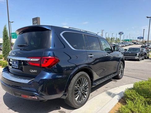 Used 2023 INFINITI QX80 Sensory w/ Cargo Package AWD/4WD image 4