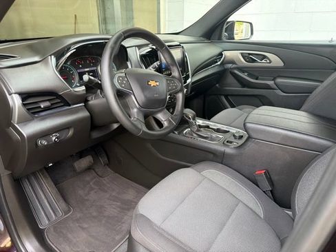 Used 2023 Chevrolet Traverse LT AWD/4WD image 10