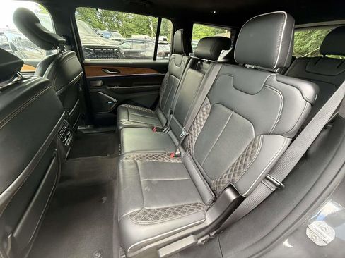 Used 2022 Jeep Grand Cherokee L Summit AWD/4WD image 14