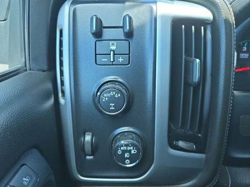 Used 2017 GMC Sierra 1500 SLT AWD/4WD image 26