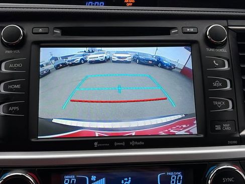 Used 2018 Toyota Highlander XLE w/ Protection Package #3 AWD/4WD image 44