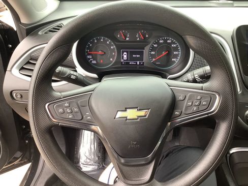 Used 2023 Chevrolet Malibu LT FWD image 24