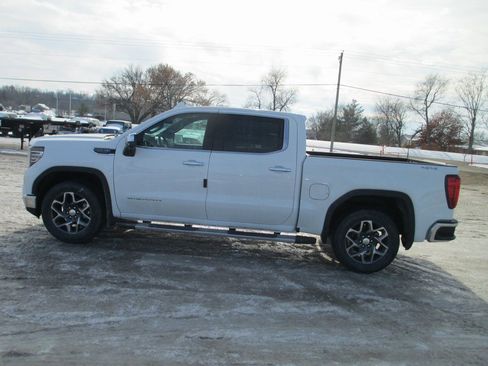 New 2026 GMC Sierra 1500 SLT w/ SLT Premium Plus Package image 9