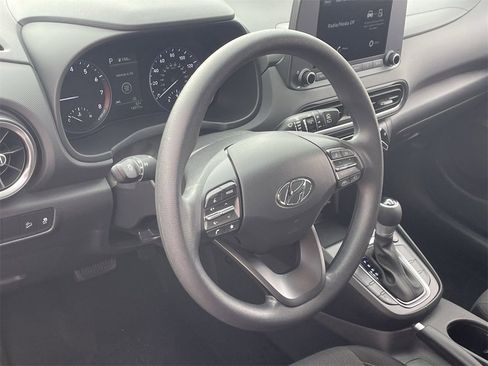 Used 2023 Hyundai Kona SEL image 17