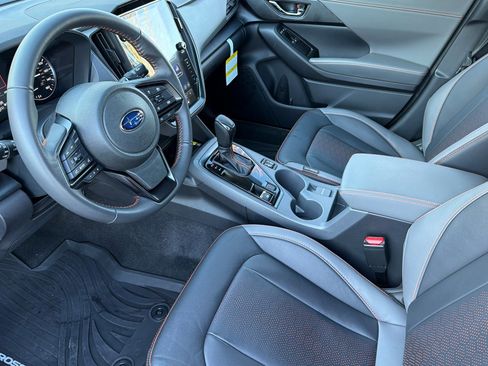 Used 2025 Subaru Crosstrek 2.5i Limited w/ Crosstrek Mirror Package image 10