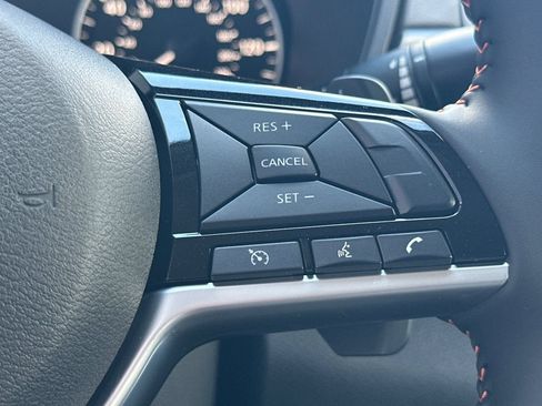 Certified 2025 Nissan Altima 2.5 SR FWD image 28