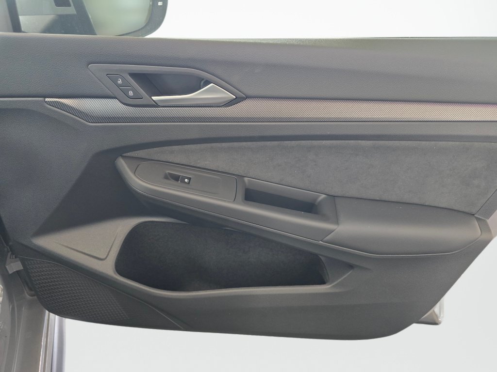 New 2026 Volkswagen GTI SE FWD image 37