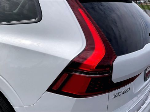 New 2026 Volvo XC60 T8 Ultra w/ Protection Package Premier image 25