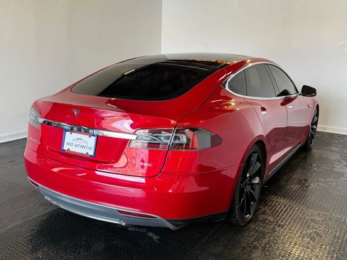 Used 2013 Tesla Model S Performance RWD image 4