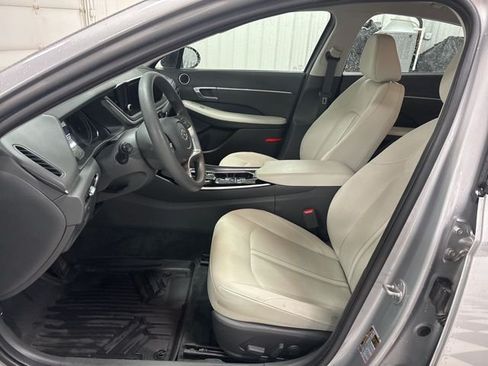 Used 2023 Hyundai Sonata SEL FWD image 6
