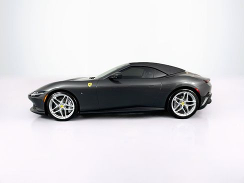 Used 2025 Ferrari Roma Spider RWD image 64